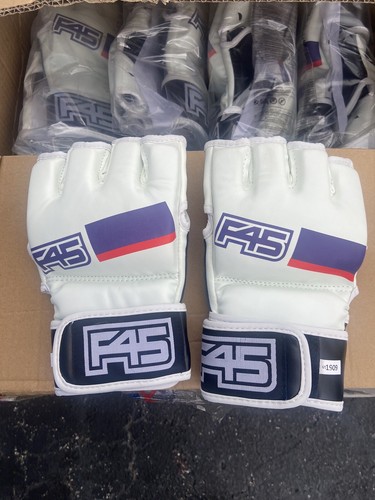 New mma gloves - new,
