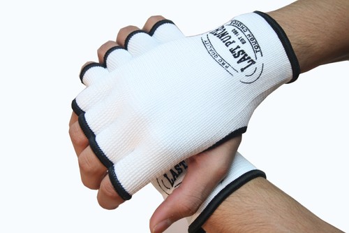 Mma white hand - hand, training